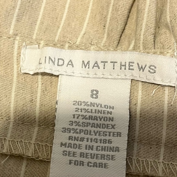 Linda Matthews Beige Vertical Striped Stretch Skirt – Size 8🤍 - Picture 2 of 6